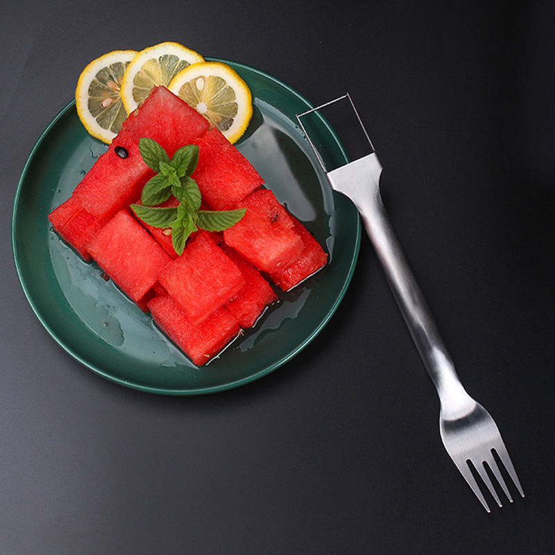2 in 1 Watermelon Fork Slicer Multi-Purpose Stainless Steel Watermelon Slicer Cutter Kitchen Fruit Cutting Fork Fruit Divider Kitchen Gadgets
