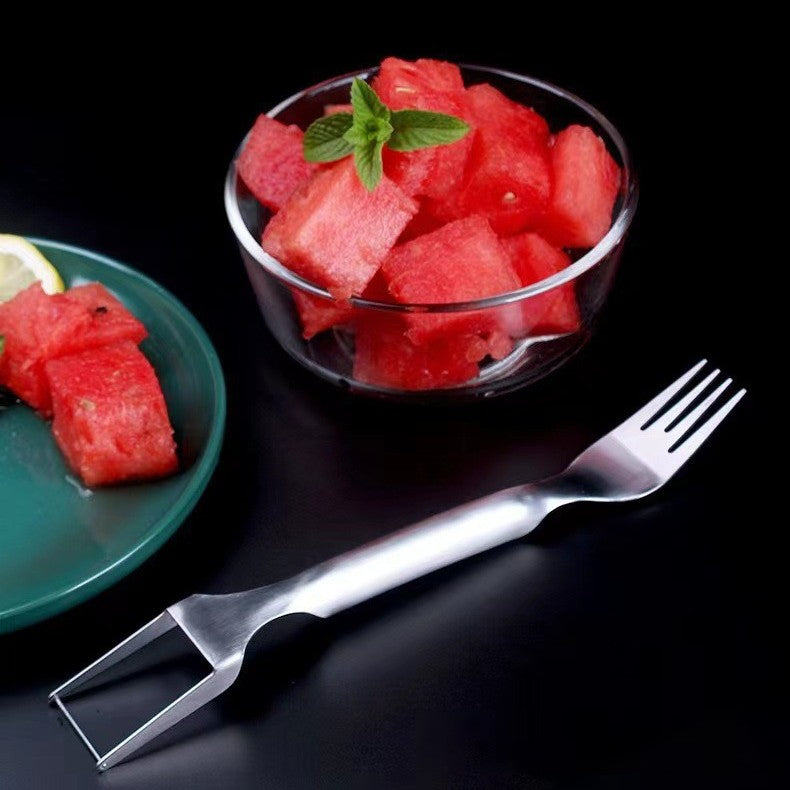 2 in 1 Watermelon Fork Slicer Multi-Purpose Stainless Steel Watermelon Slicer Cutter Kitchen Fruit Cutting Fork Fruit Divider Kitchen Gadgets